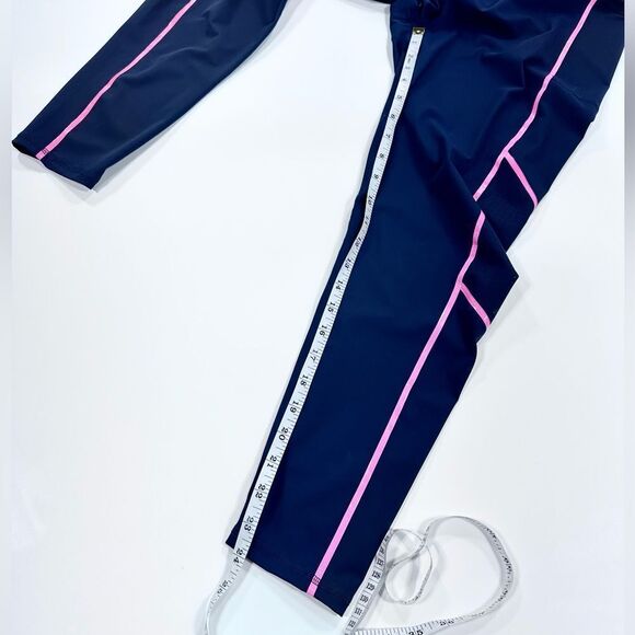 Sweaty Betty zero gravity navy leggings with pink piping 14 - Picture 13 of 13